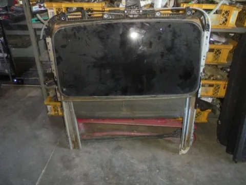 Ηλιοροφή για TOYOTA RAV-4 (2006 - 2009) (XA30) *Γ* Ηλιοροφή για TOYOTA RAV-4 (2006 - 2009) (XA30) *Γ*