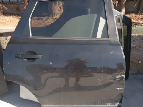Πόρτα Πίσω Δεξιά (Λίγο Χτυπημένη) για NISSAN QASHQAI+2 (2009- )  Πόρτα Πίσω Δεξιά (Λίγο Χτυπημένη) για NISSAN QASHQAI+2 (2009- )