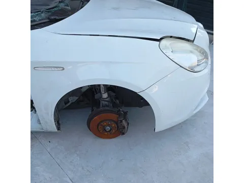 Τροπέτο Εμπρός  Με Μηχανή ( 198A4000 ) και  Σασμάν, με Μούρη ( με καπό & φτερά ) για ALFA ROMEO GIULIETTA (2010 - 2016) (940) Hatchback - 5dr 1400 (198 A4.000) Petrol 120 TB *Π* - 