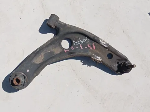 Ψαλίδι Εμπρός Δεξί για TOYOTA YARIS (2009 - 2012) (XP90) *ΔΒ*   Ψαλίδι Εμπρός Δεξί για TOYOTA YARIS (2009 - 2012) (XP90) *ΔΒ*