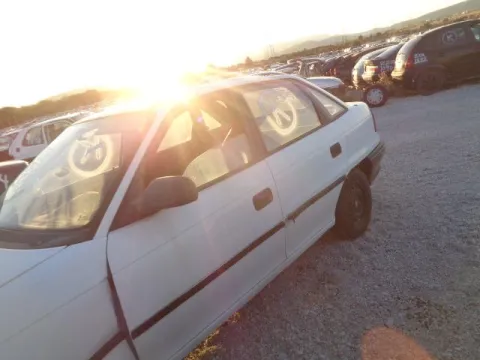 Τροπέτο Αμάξι Κουφάρι με Άξονα Πίσω Ταμπούρα και Ζαντολάστιχα 185/60/14  για OPEL ASTRA (1991 - 1994) F Sedan - 4dr  *ΔΒ* -  Τροπέτο Αμάξι Κουφάρι με Άξονα Πίσω Ταμπούρα και Ζαντολάστιχα 185/60/14  για OPEL ASTRA (1991 - 1994) F Sedan - 4dr  *ΔΒ* -