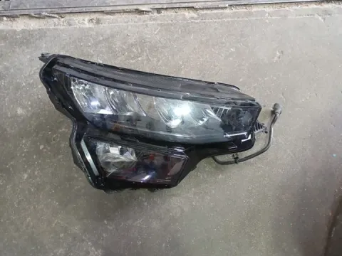 Φανάρι Εμπρός Δεξί LED  (Χ. Πλακέτα Με Σπασμένες Βάσεις) για SKODA KODIAQ (2016 - )  Φανάρι Εμπρός Δεξί LED  (Χ. Πλακέτα Με Σπασμένες Βάσεις) για SKODA KODIAQ (2016 - )