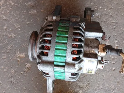 Δυναμό - Εναλλάκτης 3730032131 για HYUNDAI H-100 (1995 - 1997) Van 2400 G4CS petrol 114  Δυναμό - Εναλλάκτης 3730032131 για HYUNDAI H-100 (1995 - 1997) Van 2400 G4CS petrol 114