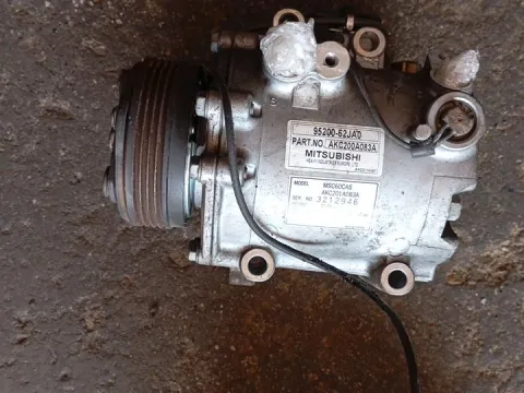 Συμπιεστής A-C (Κομπρέσορας) (  9520062JA0 )  για SUZUKI SWIFT (2006 - 2008) (RS) Hatchback - 3dr  Συμπιεστής A-C (Κομπρέσορας) (  9520062JA0 )  για SUZUKI SWIFT (2006 - 2008) (RS) Hatchback - 3dr