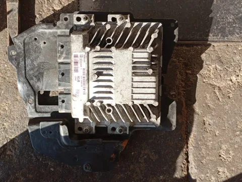 Εγκέφαλος Κινητήρα 8V2112A650EB για FORD FIESTA (2008 - 2012) Mk6 (JA8)  Εγκέφαλος Κινητήρα 8V2112A650EB για FORD FIESTA (2008 - 2012) Mk6 (JA8)