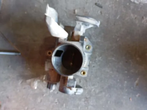 Σώμα Πεταλούδας 8945252011 για TOYOTA YARIS (1999 - 2002) (XP10)  Σώμα Πεταλούδας 8945252011 για TOYOTA YARIS (1999 - 2002) (XP10)