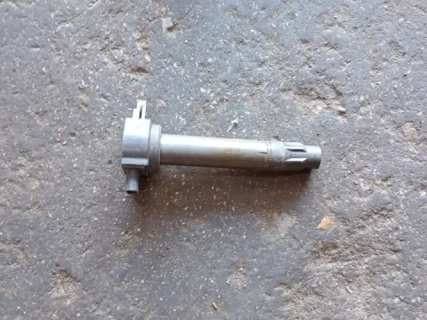 Πολλαπλασιαστής 04606824AB για VOLVO S40 (2000 - 2003) (VS)  Πολλαπλασιαστής 04606824AB για VOLVO S40 (2000 - 2003) (VS)
