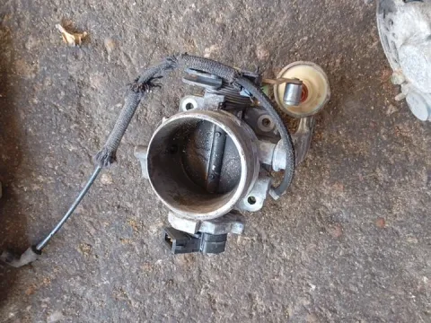 Σώμα Πεταλούδας 044061D για VW TRANSPORTER (1991 - 1996) (70X) (T4) 2000 (AAC) Petrol 84  Σώμα Πεταλούδας 044061D για VW TRANSPORTER (1991 - 1996) (70X) (T4) 2000 (AAC) Petrol 84