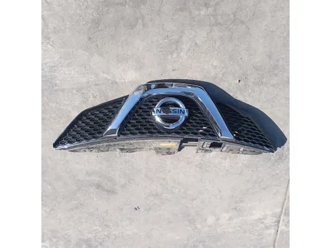 Μούρη (με καπό και φτερά) Προφυλακτήρας με Parktronic (Με Ελαττωματικά ψυγεία Χ. Φρύδια  για NISSAN QASHQAI (2014 - 2017) ( J11 )  - 