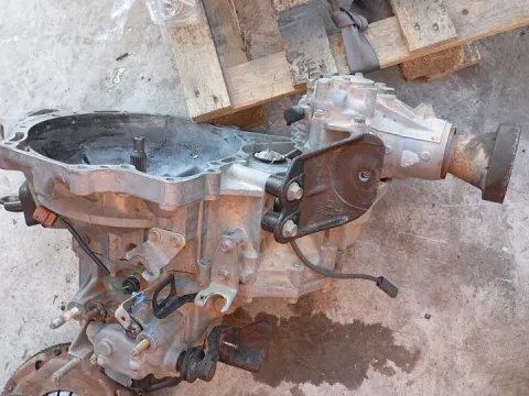 Κιβώτιο Ταχυτήτων (Σασμάν) Χειροκίνητο για FORD MAVERICK (2001 - 2005) SUV- ΕΚΤΟΣ ΔΡΟΜΟΥ - 5dr 2000 (YF) Petrol 124 16 valve 4Χ4 Κιβώτιο Ταχυτήτων (Σασμάν) Χειροκίνητο για FORD MAVERICK (2001 - 2005) SUV- ΕΚΤΟΣ ΔΡΟΜΟΥ - 5dr 2000 (YF) Petrol 124 16 valve 4Χ4