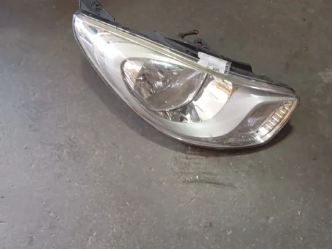 Φανάρι Εμπρός Δεξί για HYUNDAI i10 (2012 - 2014) ( )  Φανάρι Εμπρός Δεξί για HYUNDAI i10 (2012 - 2014) ( )