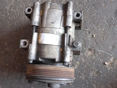 Συμπιεστής A-C (Κομπρέσορας) για FORD MAVERICK (2001 - 2005) SUV- ΕΚΤΟΣ ΔΡΟΜΟΥ - 5dr 2000 (YF) Petrol 124 16 valve  Συμπιεστής A-C (Κομπρέσορας) για FORD MAVERICK (2001 - 2005) SUV- ΕΚΤΟΣ ΔΡΟΜΟΥ - 5dr 2000 (YF) Petrol 124 16 valve