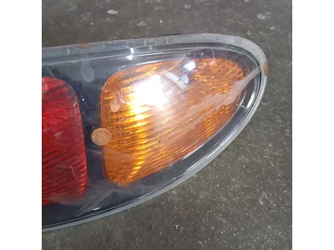 Φανάρι Πίσω Δεξί (Ελαττωματικό)  για CHEVROLET - DAEWOO LANOS (2001 - 2003) (T150) Hatchback - 3dr , Hatchback - 5dr  -  Φανάρι Πίσω Δεξί (Ελαττωματικό)  για CHEVROLET - DAEWOO LANOS (2001 - 2003) (T150) Hatchback - 3dr , Hatchback - 5dr  -