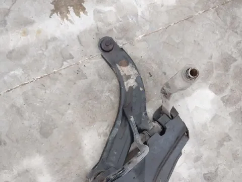 Ψαλίδι Εμπρός Αριστερό για NISSAN MICRA (2005 - 2011) (K12) *ΔΒ* Ψαλίδι Εμπρός Αριστερό για NISSAN MICRA (2005 - 2011) (K12) *ΔΒ*