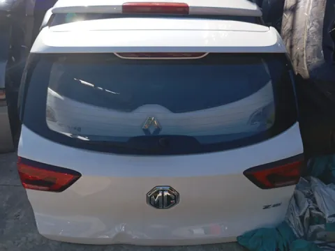 Πορτ-Μπαγκάζ (Λίγο Χτυπημένο) για MG ZS (Crossover) (2019 - 2024) (ZS11) (F - L)  *Γ* Πορτ-Μπαγκάζ (Λίγο Χτυπημένο) για MG ZS (Crossover) (2019 - 2024) (ZS11) (F - L)  *Γ*