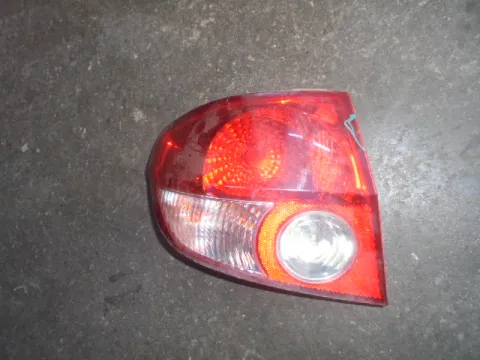Φανάρι Πίσω Αριστερό (Ελαττωματικό) για HYUNDAI GETZ (2002 - 2005) (TB)  Φανάρι Πίσω Αριστερό (Ελαττωματικό) για HYUNDAI GETZ (2002 - 2005) (TB)