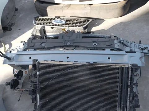 Μετώπη Εμπρός  Με Ψυγεία Βενζίνη για FORD MONDEO (2007 - 2010) Mk4a (BA7 - CD345) Sedan - 4dr *Γ* Μετώπη Εμπρός  Με Ψυγεία Βενζίνη για FORD MONDEO (2007 - 2010) Mk4a (BA7 - CD345) Sedan - 4dr *Γ*