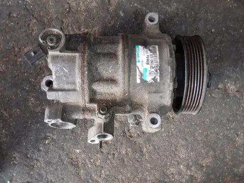 Συμπιεστής A-C (Κομπρέσορας) 5N0820803 για VW GOLF (2004 - 2008) Mk5 (1K1) Hatchback - 5dr 1900 (BRU) Diesel 90 TDI  Συμπιεστής A-C (Κομπρέσορας) 5N0820803 για VW GOLF (2004 - 2008) Mk5 (1K1) Hatchback - 5dr 1900 (BRU) Diesel 90 TDI