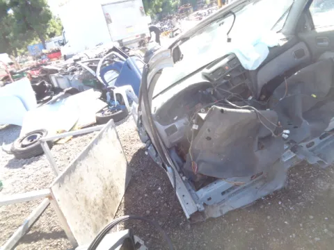 Τροπέτο Αμάξι κουφάρι Χ. Μηχανή Χ. Σασμάν Με 2 Ζαντολάστιχα 185/65/R15 Με Πίσω Άξονα Δισκόπλακες για NISSAN ALMERA (2000 - 2002) (N16) Hatchback - 3dr *ΔΒ* -  Τροπέτο Αμάξι κουφάρι Χ. Μηχανή Χ. Σασμάν Με 2 Ζαντολάστιχα 185/65/R15 Με Πίσω Άξονα Δισκόπλακες για NISSAN ALMERA (2000 - 2002) (N16) Hatchback - 3dr *ΔΒ* -