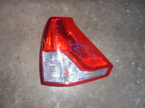 Φανάρι Πίσω Δεξί (Ραγισμένο) για HONDA CRV (2014 - 2018)  Φανάρι Πίσω Δεξί (Ραγισμένο) για HONDA CRV (2014 - 2018)