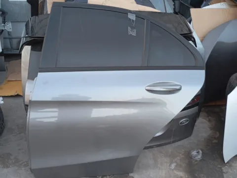Πόρτα Πίσω Αριστερή για MERCEDES C - CLASS (2014 - ) (W205) Sedan - 4dr  Πόρτα Πίσω Αριστερή για MERCEDES C - CLASS (2014 - ) (W205) Sedan - 4dr