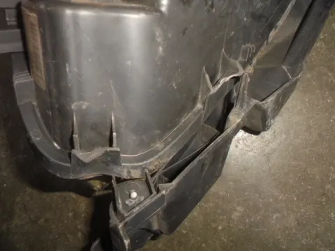 Φανάρι Εμπρός Δεξί (Σπασμένες Βάσεις) για RENAULT CLIO (2006 - 2009) (BR_) (CR_)  -  Φανάρι Εμπρός Δεξί (Σπασμένες Βάσεις) για RENAULT CLIO (2006 - 2009) (BR_) (CR_)  -
