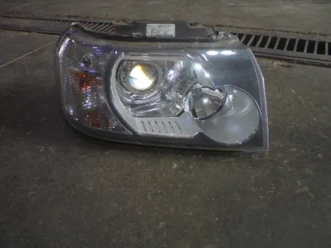 Φανάρι Εμπρός Δεξί XENON για LANDROVER FREELANDER (2007 - 2011) (FA)  Φανάρι Εμπρός Δεξί XENON για LANDROVER FREELANDER (2007 - 2011) (FA)