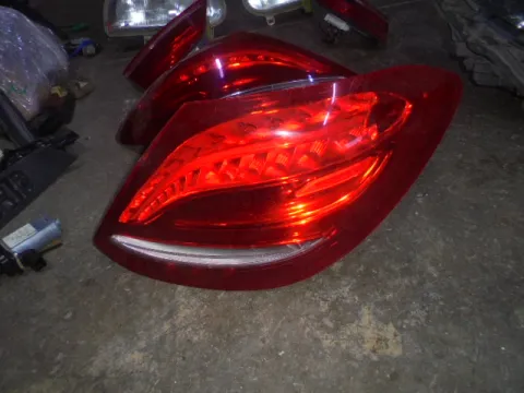 Φανάρι Πίσω Δεξί LED για MERCEDES E - CLASS (2016 - ) (W213) Sedan - 4dr  Φανάρι Πίσω Δεξί LED για MERCEDES E - CLASS (2016 - ) (W213) Sedan - 4dr