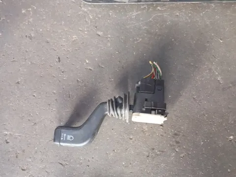Διακόπτης Φώτων-Φλάς 90221174 για OPEL CORSA (1993 - 2000) B "ΤΕΛΑΡΟ 5" (κατω σκαλα) Διακόπτης Φώτων-Φλάς 90221174 για OPEL CORSA (1993 - 2000) B "ΤΕΛΑΡΟ 5" (κατω σκαλα)