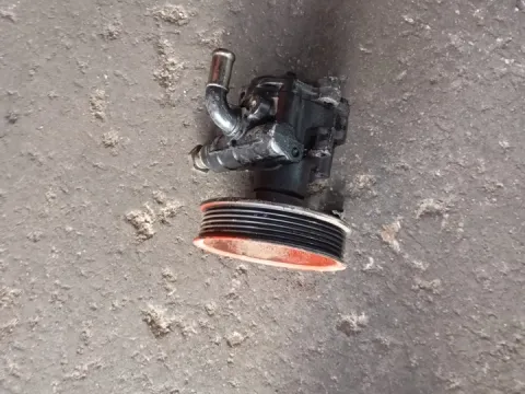 Αντλία Υδραυλικού Τιμονιού Μεταχειρισμένος για VW GOLF (1998 - 2004) Mk4 (1J1) Hatchback - 5dr  Αντλία Υδραυλικού Τιμονιού Μεταχειρισμένος για VW GOLF (1998 - 2004) Mk4 (1J1) Hatchback - 5dr