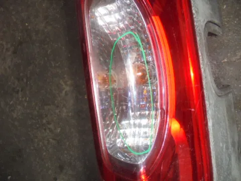 Φανάρι Πίσω Δεξί (Ραγισμένο) για RENAULT TRAFFIC (2006 - 2014) (FL)  - 