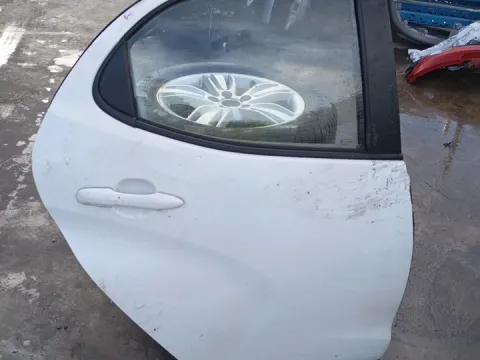 Πόρτα Πίσω Δεξιά για TOYOTA YARIS (2020 - ) (XP210) *Ε* Πόρτα Πίσω Δεξιά για TOYOTA YARIS (2020 - ) (XP210) *Ε*