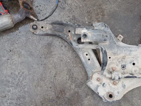 Ψαλίδι Εμπρός Αριστερό για HYUNDAI i20 (2015 - 2020) 1200 Kappa 2 I4 (petrol) (G4LA) *ΔΒ* Ψαλίδι Εμπρός Αριστερό για HYUNDAI i20 (2015 - 2020) 1200 Kappa 2 I4 (petrol) (G4LA) *ΔΒ*