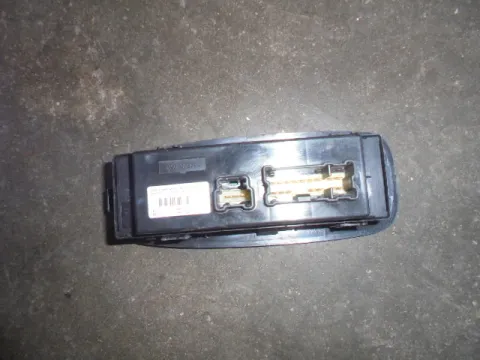 Διακόπτης Παραθύρων Κεντρικός Αριστερής 4πλος 3+16pin για RENAULT KADJAR (2016 - )  -  Διακόπτης Παραθύρων Κεντρικός Αριστερής 4πλος 3+16pin για RENAULT KADJAR (2016 - )  -