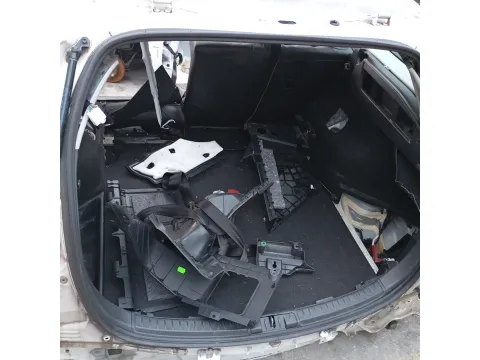 Τροπέτο Πίσω Κουφάρι Χωρίς Άξονα για TOYOTA AURIS (2013 - 2015) S-Wagon - 5dr (Touring Sport) *ΔΒ* -  Τροπέτο Πίσω Κουφάρι Χωρίς Άξονα για TOYOTA AURIS (2013 - 2015) S-Wagon - 5dr (Touring Sport) *ΔΒ* -