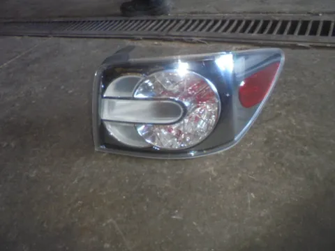 Φανάρι Πίσω Δεξί (Ελαττωματικό) για MAZDA CX-7 (2007 - 2010) (ER)  Φανάρι Πίσω Δεξί (Ελαττωματικό) για MAZDA CX-7 (2007 - 2010) (ER)