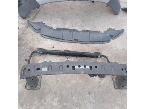 Μούρη (με καπό και φτερά) για FORD KUGA (2008 - 2012) *Γ* -  Μούρη (με καπό και φτερά) για FORD KUGA (2008 - 2012) *Γ* -