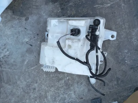 Δοχείο Υαλοκαθαριστήρων Με Μοτέρ για FORD FOCUS (2011 - 2014) () Hatchback - 5dr  Δοχείο Υαλοκαθαριστήρων Με Μοτέρ για FORD FOCUS (2011 - 2014) () Hatchback - 5dr