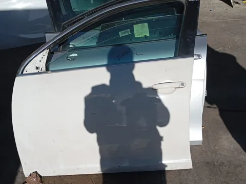 Πόρτα Εμπρός Αριστερή για VW GOLF (2004 - 2008) Mk5 (1K1) SW , JETTA (2005 - 2011) (1K2) Sedan - 4dr *Ε* Πόρτα Εμπρός Αριστερή για VW GOLF (2004 - 2008) Mk5 (1K1) SW , JETTA (2005 - 2011) (1K2) Sedan - 4dr *Ε*