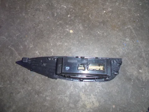 Διακόπτης Παραθύρων Κεντρικός Αριστερής 4πλος 3+16pin για NISSAN QASHQAI (2014 - 2017) ( J11 ) , (2018 - 2021) ( J11)  -  Διακόπτης Παραθύρων Κεντρικός Αριστερής 4πλος 3+16pin για NISSAN QASHQAI (2014 - 2017) ( J11 ) , (2018 - 2021) ( J11)  -