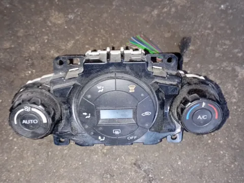 Χειριστήρια Καλοριφέρ DMTRA8A6T18C612 για FORD FIESTA (2012 - 2017) Mk7  Χειριστήρια Καλοριφέρ DMTRA8A6T18C612 για FORD FIESTA (2012 - 2017) Mk7
