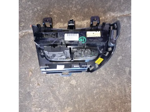 Χειριστήρια Καλοριφέρ BM5T18C612CL για FORD FOCUS (2011 - 2014) ()  -  Χειριστήρια Καλοριφέρ BM5T18C612CL για FORD FOCUS (2011 - 2014) ()  -