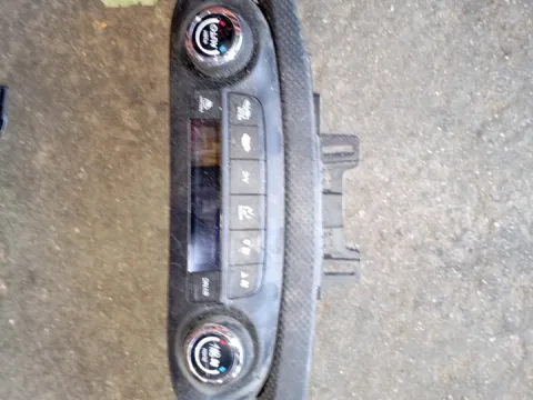 Χειριστήρια Καλοριφέρ 79600T1TG611M1 για HONDA CRV (2012 - 2014) ( )  Χειριστήρια Καλοριφέρ 79600T1TG611M1 για HONDA CRV (2012 - 2014) ( )