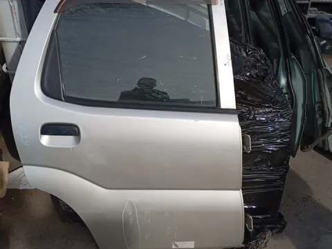 Πόρτα Πίσω Δεξιά (Λιγο Χτυπημένη) για SUZUKI IGNIS (2000 - 2003) (RG) *Ε* Πόρτα Πίσω Δεξιά (Λιγο Χτυπημένη) για SUZUKI IGNIS (2000 - 2003) (RG) *Ε*