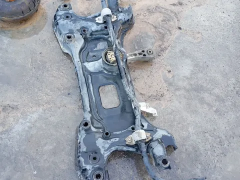 Γέφυρα Εμπρός Οριζόντια για VW GOLF (2013 - 2016) Mk7 (5G) *ΔΒ* Γέφυρα Εμπρός Οριζόντια για VW GOLF (2013 - 2016) Mk7 (5G) *ΔΒ*