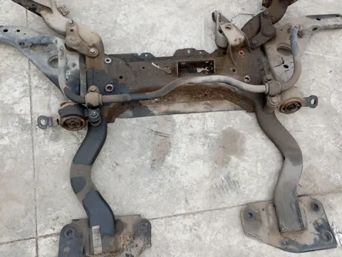 Γέφυρα Εμπρός Οριζόντια για MINI MINI COOPER (2002 - 2004) Hatchback - 3dr (R50) (R53) *ΔΒ* Γέφυρα Εμπρός Οριζόντια για MINI MINI COOPER (2002 - 2004) Hatchback - 3dr (R50) (R53) *ΔΒ*