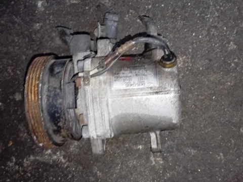 Συμπιεστής A-C (Κομπρέσορας) 64528390228 για BMW 3 Series (1990 - 1995) (E36)  Συμπιεστής A-C (Κομπρέσορας) 64528390228 για BMW 3 Series (1990 - 1995) (E36)