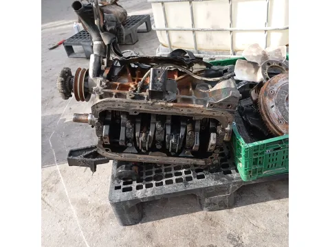 Κινητήρας Κορμός Λείπει Κάρτερ - Λείπει Καπάκι ( Για ανταλλακτικά )  για NISSAN VANETTE LD23  (1995 - 1996) (C23) Van 2300 LD23 diesel 75 ( Νέα γενιά ) *ΠΑΛΕΤΑ 367*  - 