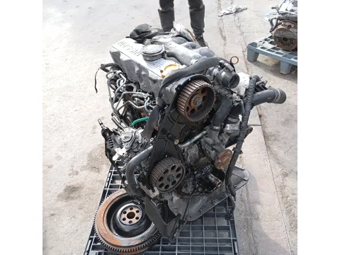 Κινητήρας Κορμός - Καπάκι ( Για ανταλλακτικά )  για NISSAN SERENA LD23 (1997 - 2001) (C23) MPV - ΠΟΛΥΜΟΡΦΙΚΑ - 5dr 2300 (LD23) diesel 75 ( Νέα γενιά ) *ΠΑΛΕΤΑ 368* - 