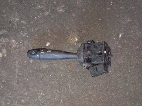 Διακόπτης Φώτων-Φλάς 202007966 για HYUNDAI i10 (2008 - 2011)  Διακόπτης Φώτων-Φλάς 202007966 για HYUNDAI i10 (2008 - 2011)